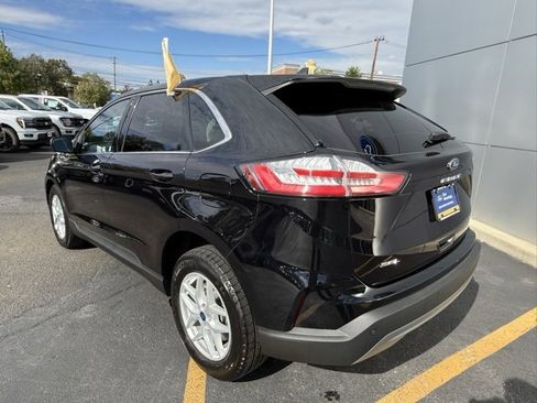 Certified 2022 Ford Edge SEL w/ Convenience Package image 5