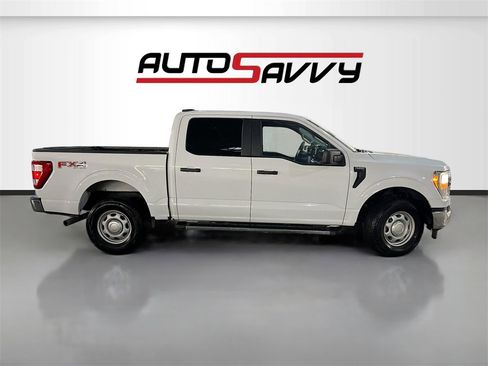 Used 2023 Ford F150 XL w/ Trailer Tow Package image 8