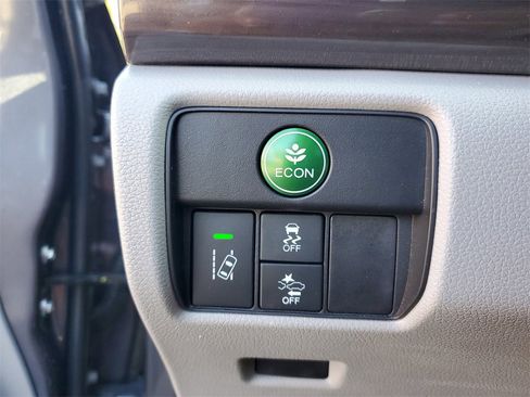 Used 2017 Honda Accord EX-L image 21