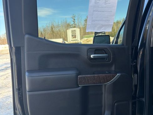 Used 2019 GMC Sierra 1500 Denali w/ Denali Ultimate Package image 12