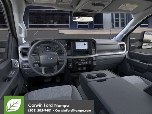 New 2026 Ford F250 XLT w/ FX4 Off-Road Package image 9