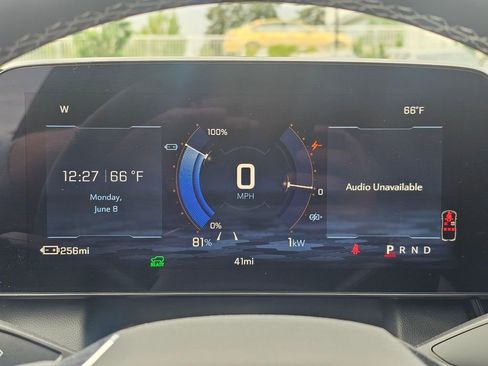 New 2026 Chevrolet Equinox EV LT AWD/4WD image 27