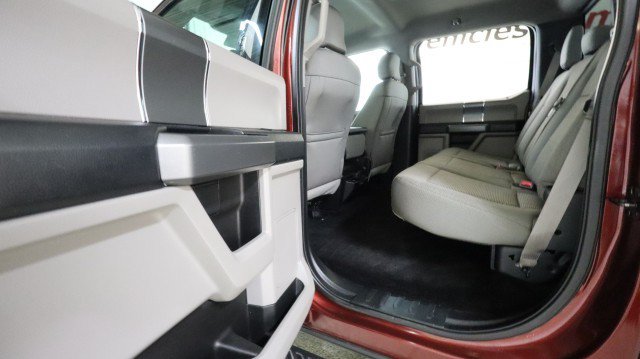 Used 2016 Ford F150 XLT w/ Equipment Group 302A Luxury AWD/4WD image 11