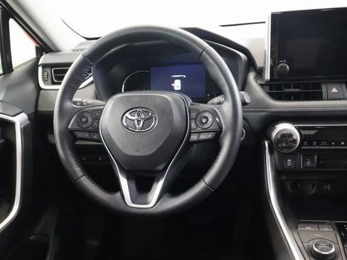 Certified 2025 Toyota RAV4 XLE w/ Convenience Package AWD/4WD image 17