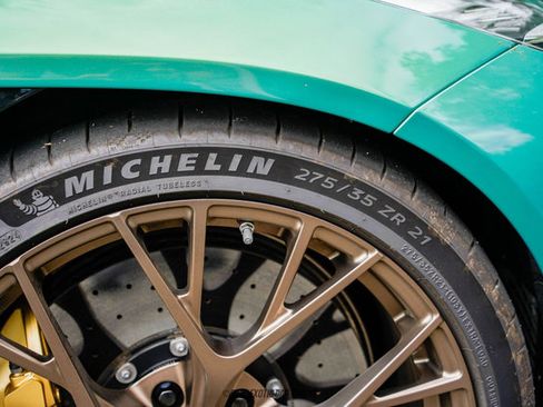 Used 2025 Aston Martin DB12 Coupe image 61