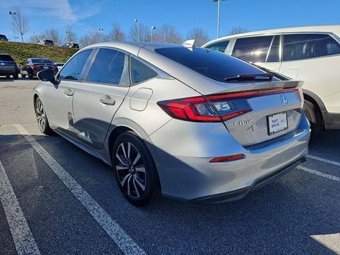 Used 2022 Honda Civic EX-L image 5