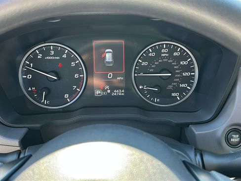 Certified 2025 Subaru Crosstrek 2.0i Premium image 14