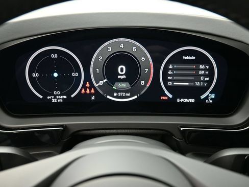 Certified 2026 Porsche Cayenne E-Hybrid Coupe AWD/4WD image 20