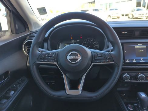 Certified 2024 Nissan Kicks SV image 25