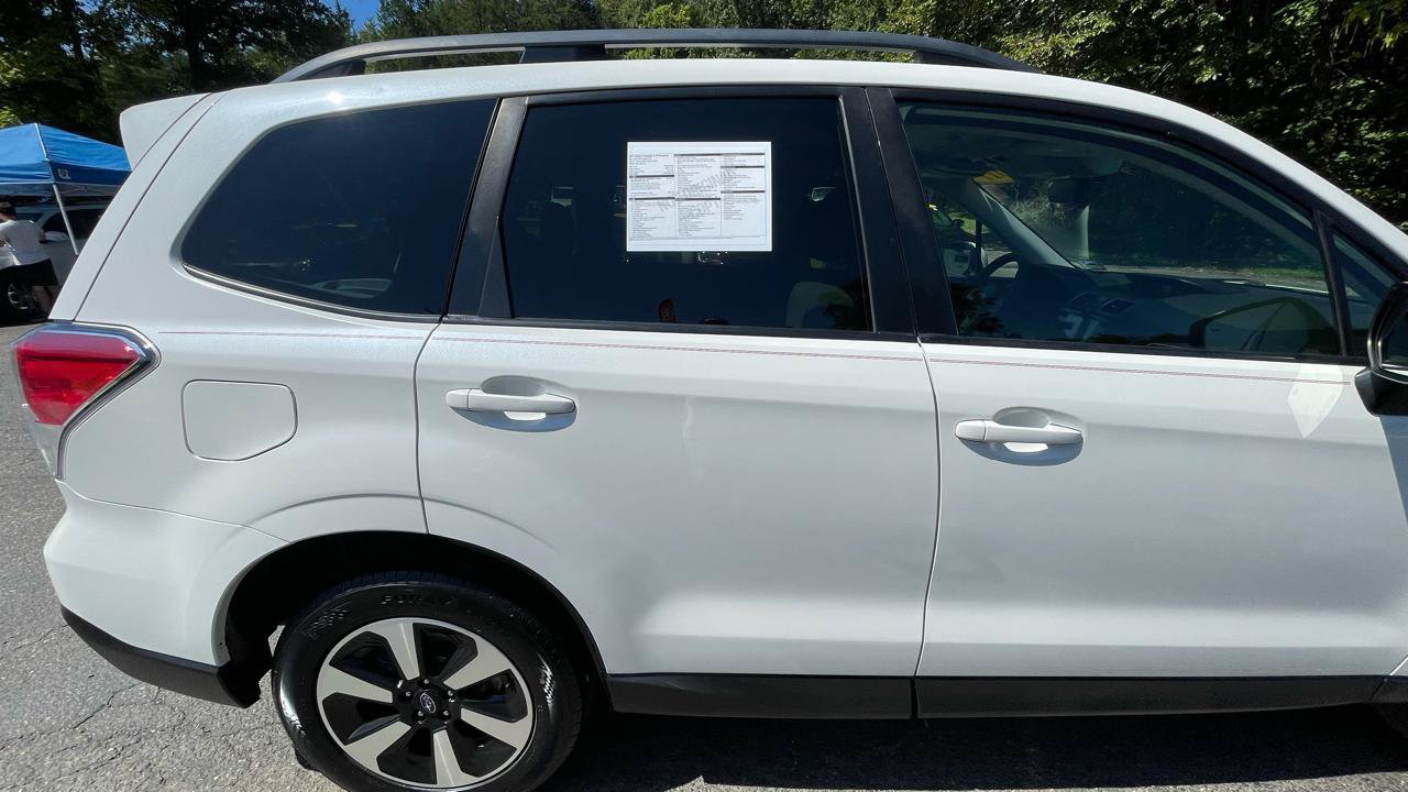 Used 2017 Subaru Forester 2.5i Premium AWD/4WD image 10