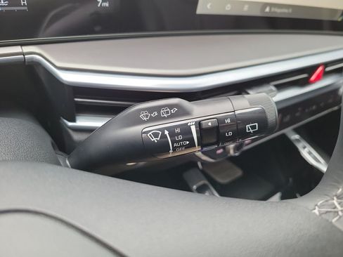 New 2026 Kia Sorento SX FWD image 30