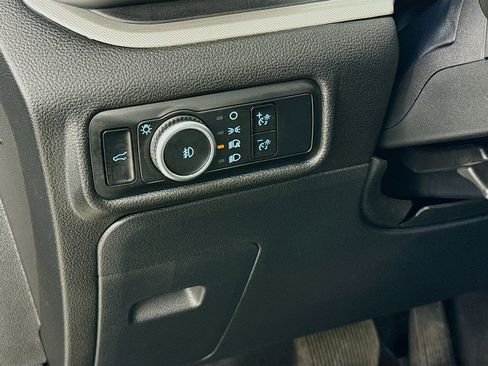 Used 2023 Ford Explorer XLT w/ Equipment Group 202A image 10