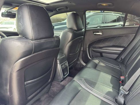 Used 2017 Dodge Charger R/T w/ Driver Confidence Group image 37
