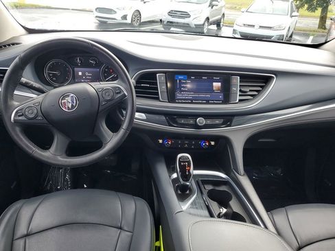 Used 2020 Buick Enclave Essence w/ Sport Touring Edition image 25