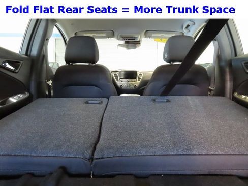 Used 2023 Chevrolet Malibu LT image 34