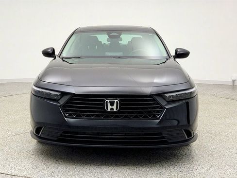Used 2025 Honda Accord SE image 2