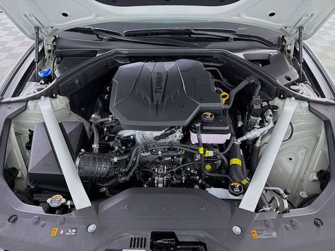 Used 2026 Genesis G70 2.5T image 34