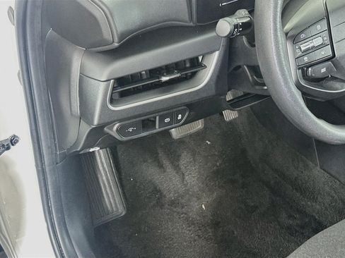 Used 2025 Kia K4 FWD image 17