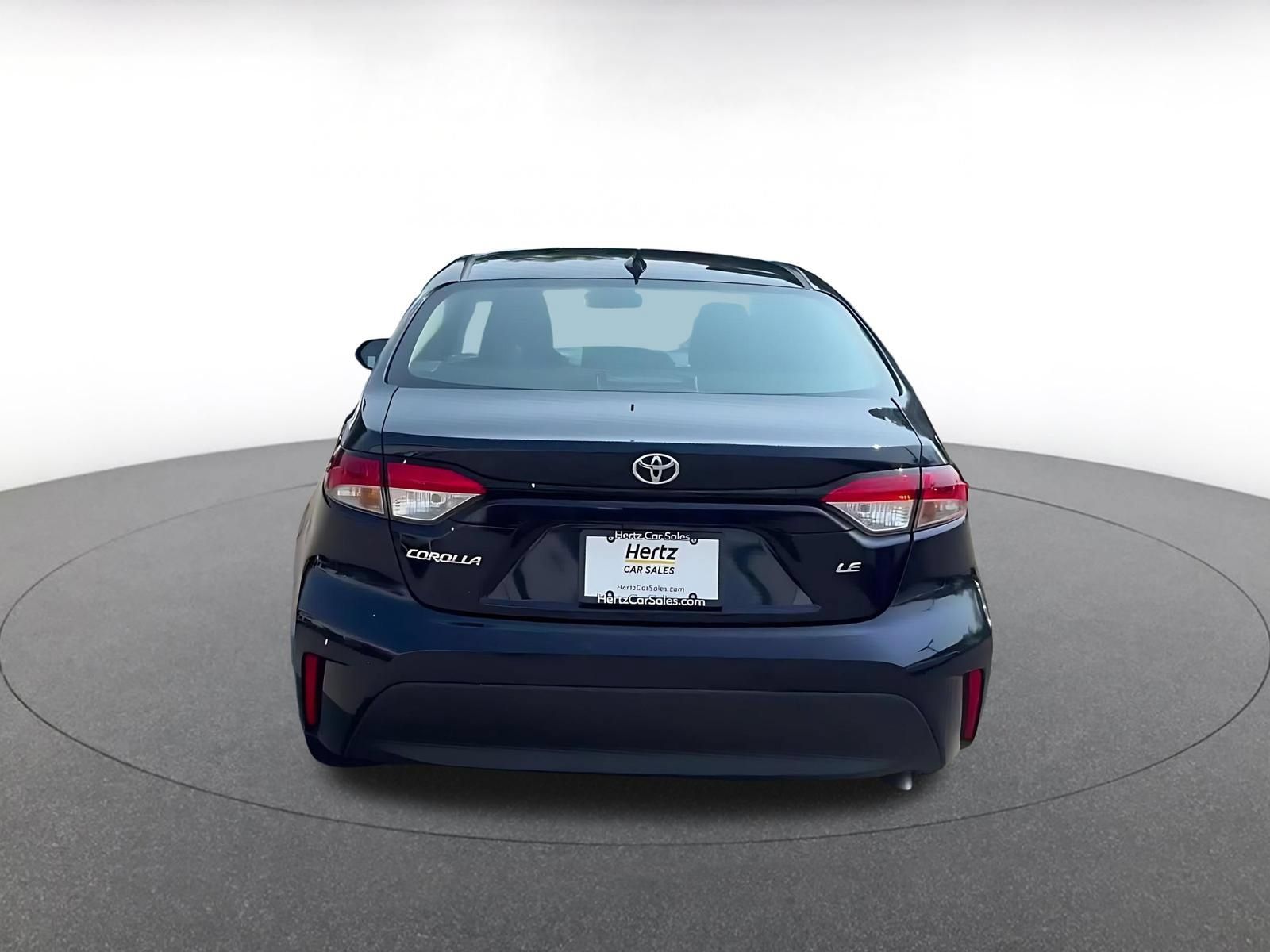 Used 2025 Toyota Corolla LE FWD image 10