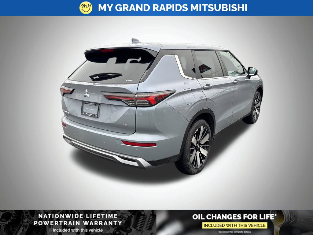 New 2026 Mitsubishi Outlander SE AWD/4WD image 7