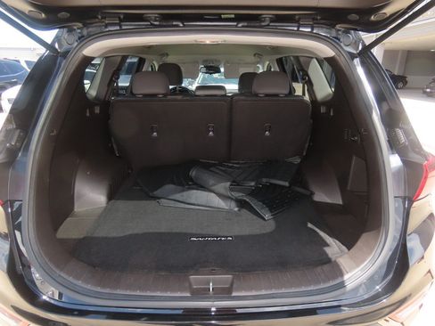 Used 2019 Hyundai Santa Fe SEL FWD image 14