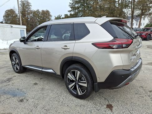 Certified 2022 Nissan Rogue SL w/ SL Premium Package image 4