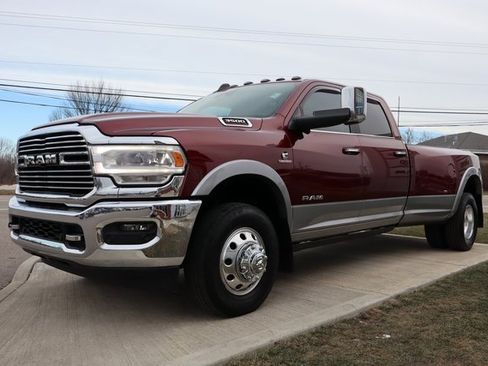 Used 2019 RAM 3500 Laramie image 9