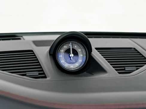 Used 2024 Porsche 911 Turbo S image 39