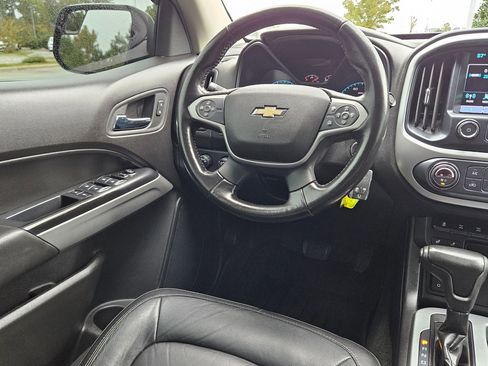 Used 2018 Chevrolet Colorado ZR2 image 9