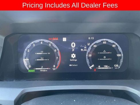 Used 2025 Toyota Tacoma 4x4 Double Cab Hybrid image 25