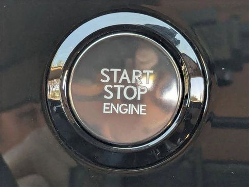 Used 2025 Lexus NX 250 FWD w/ Towing Package (2000 Lbs) image 11