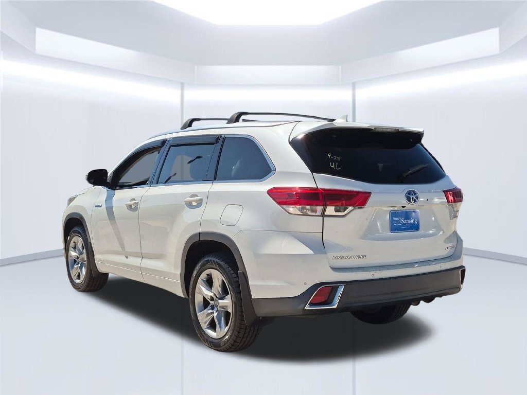 Used 2017 Toyota Highlander Limited AWD/4WD image 4