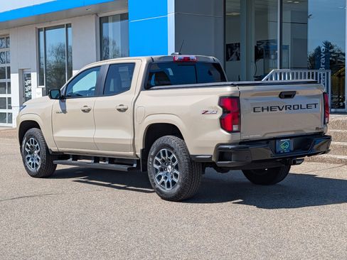 Certified 2024 Chevrolet Colorado Z71 w/ Z71 Convenience Package 2 AWD/4WD image 4
