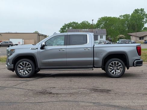New 2026 GMC Sierra 1500 Denali w/ Denali Reserve Package AWD/4WD image 7