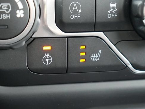 Used 2018 Jeep Wrangler Unlimited Sport S AWD/4WD image 4