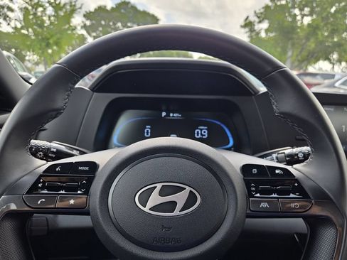 Certified 2025 Hyundai Elantra Sport FWD image 51