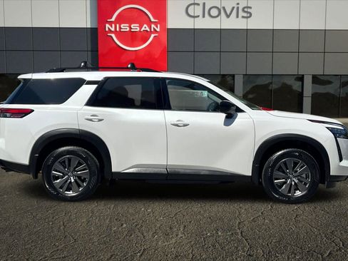 New 2026 Nissan Pathfinder SV AWD/4WD image 9