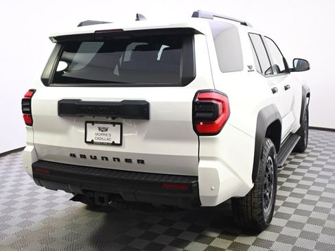 Used 2025 Toyota 4Runner TRD Off-Road image 6