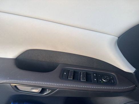 Used 2024 Lexus RX 350h image 45