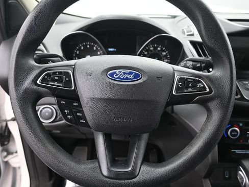 Used 2018 Ford Escape SE w/ SE Sync 3 Package AWD/4WD image 13