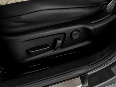 Used 2022 Lexus IS 350 F Sport RWD image 35