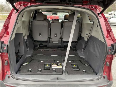 Certified 2023 Toyota Sienna XLE image 13