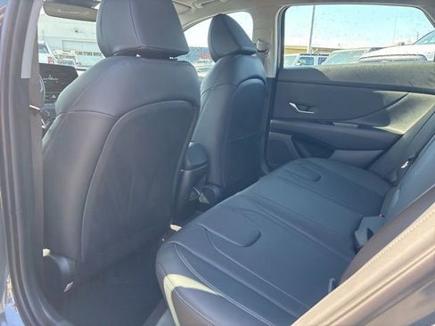 New 2026 Hyundai Elantra Limited FWD image 15