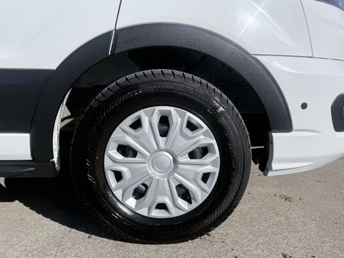 Used 2026 Ford Transit 350 XLT image 9