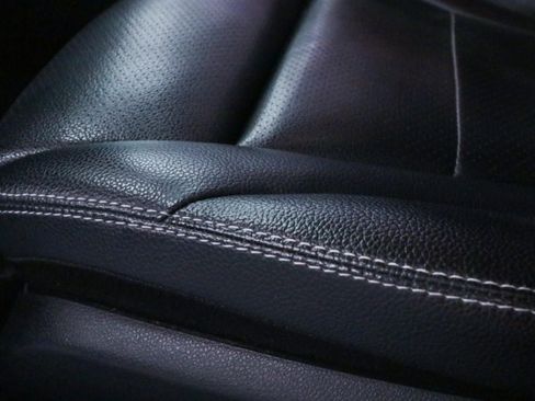 Used 2017 Mercedes-Benz C 300 4MATIC Sedan image 13