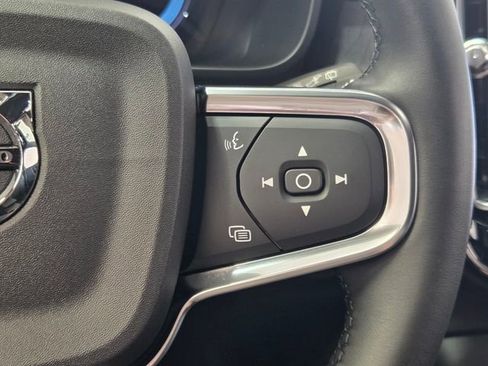 Certified 2023 Volvo XC40 Recharge Ultimate w/ Protection Package Premier image 36