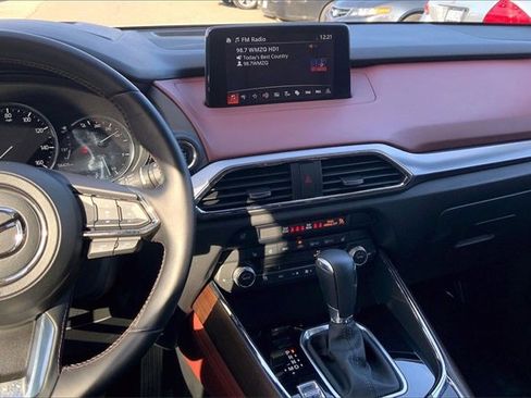 Used 2019 MAZDA CX-9 Signature image 5