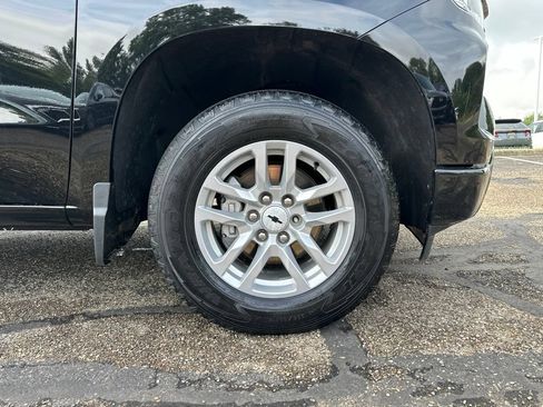 Used 2026 Chevrolet Silverado 1500 RST AWD/4WD image 11