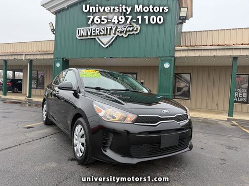 Used 2020 Kia Rio LX image 1