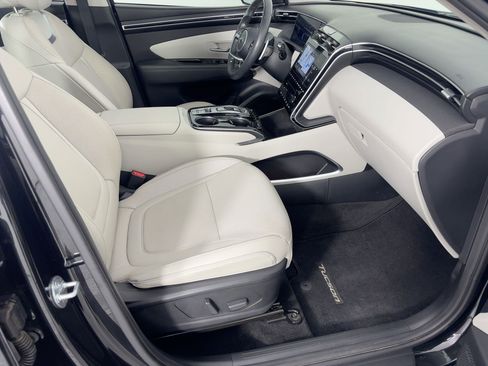 Used 2024 Hyundai Tucson Limited image 31